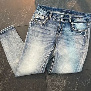 MISS ME LOW RISE ANKLE SKINNY